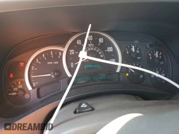 2003 Cadillac Escalade EXT with VIN 3GYEK63N63G152191, listed as a Copart auction lot 68928185 with 211,023 mi miles and Salvage title. Bid and sale history available at DreamBid. Image 9.