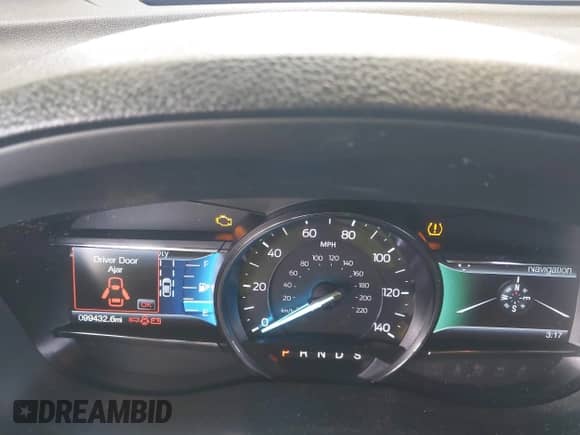 2017 Ford Explorer Limited z VIN 1FM5K7F85HGE27355, wystawiony jako IAAI lot #43461280 z przebiegiem 99 432 mil mil oraz . Historia ofert i sprzedaży dostępna na DreamBid. Obrazek 7.