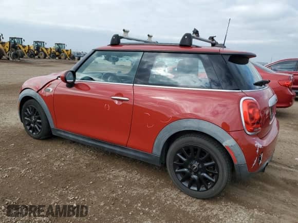 2015 MINI Hardtop with VIN WMWXM5C58FT941398, listed as a Copart auction lot 82272015 with 154,161 mi miles and Salvage title. Bid and sale history available at DreamBid. Image 2.