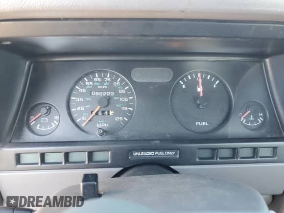 1994 Dodge Shadow with VIN 1B3AP28D5RN193704, listed as a Copart auction lot 82825004 with 90,223 mi miles and Salvage title. Bid and sale history available at DreamBid. Image 9.