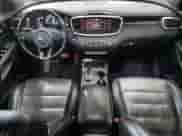 2016 Kia Sorento SXL z VIN 5XYPKDA50GG086151, wystawiony jako Copart lot #71834295 z przebiegiem 165 638 mil mil oraz Szkoda całkowita • Salvage title. Historia ofert i sprzedaży dostępna na DreamBid. Obrazek 8.