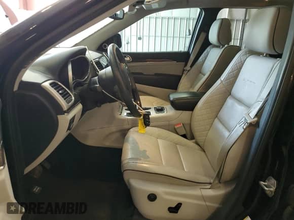 2020 Jeep Grand Cherokee Summit с VIN 1C4RJFJT6LC248322, выставлен на аукционе Copart как лот 69271525 с пробегом 53 079 миль миль и Списание • Salvage title. История ставок и продаж доступна на DreamBid. Изображение 7.