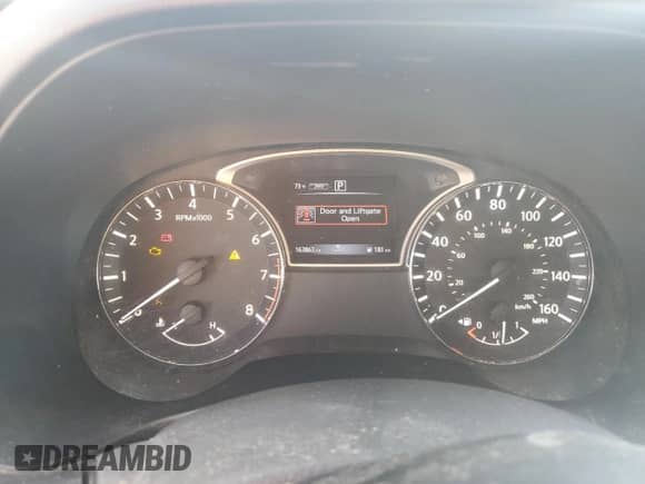 2018 Nissan Pathfinder SL with VIN 5N1DR2MM8JC662727, listed as a Copart auction lot 84975275 with 163,863 mi miles and Clean title. Bid and sale history available at DreamBid. Image 9.