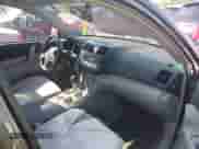 2008 Toyota Highlander z VIN JTEES41A882096292, wystawiony jako IAAI lot #42549928 z przebiegiem Nie podano mil oraz . Historia ofert i sprzedaży dostępna na DreamBid. Obrazek 5.