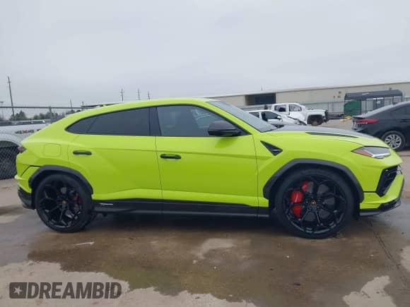 2024 Lamborghini Urus Performante с VIN ZPBUC3ZL1RLA32922, выставлен на аукционе IAAI как лот 41561732 с пробегом 52 миль миль и . История ставок и продаж доступна на DreamBid. Изображение 13.