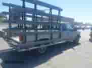 1998 Chevrolet Silverado 2500 z VIN 1GCGC29R3WE168312, wystawiony jako IAAI lot #42920057 z przebiegiem 379 202 mil mil oraz . Historia ofert i sprzedaży dostępna na DreamBid. Obrazek 4.