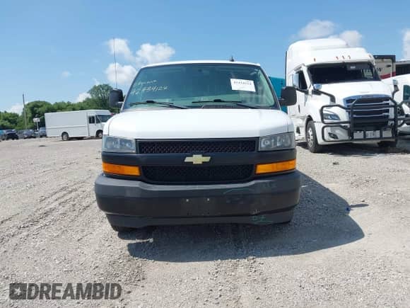 2020 Chevrolet Express Cargo with VIN 1GCWGAFG8L1173280, listed as a IAAI auction lot 42434124 with 157,399 mi miles and . Bid and sale history available at DreamBid. Image 12.