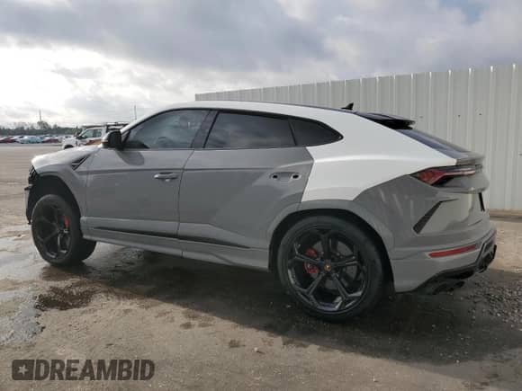 2019 Lamborghini Urus with VIN ZPBUA1ZL4KLA04094, listed as a Copart auction lot 48342645 with 31,008 mi miles and Clean title. Bid and sale history available at DreamBid. Image 2.