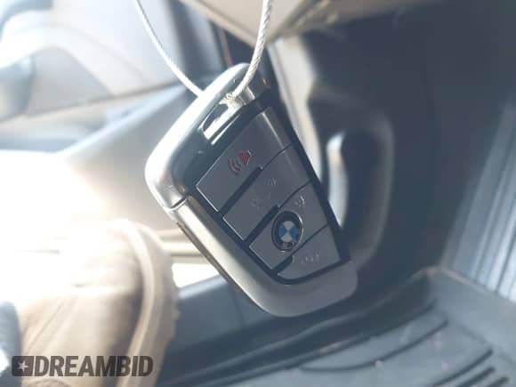 2017 BMW 5 Series 530i xDrive с VIN WBAJA7C35HG906144, выставлен на аукционе IAAI как лот 43225553 с пробегом 98 733 миль миль и . История ставок и продаж доступна на DreamBid. Изображение 11.