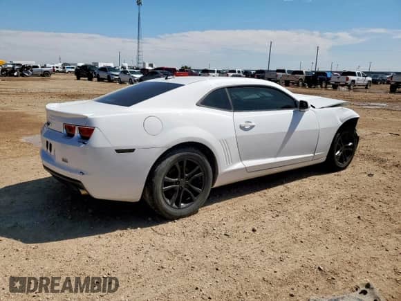 2013 Chevrolet Camaro LT z VIN 2G1FB1E39D9173341, wystawiony jako Copart lot #80251785 z przebiegiem 174 216 mil mil oraz Szkoda całkowita • Salvage title. Historia ofert i sprzedaży dostępna na DreamBid. Obrazek 3.