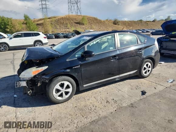 2014 Toyota Prius Four z VIN JTDKN3DU8E1755259, wystawiony jako Copart lot #81140265 z przebiegiem 110 462 mil mil oraz Szkoda całkowita • Salvage title. Historia ofert i sprzedaży dostępna na DreamBid. Obrazek 1.