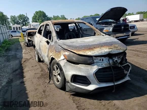 2017 Chevrolet Trax LS с VIN KL7CJNSB9HB067652, выставлен на аукционе Copart как лот 67964225 с пробегом Не указан миль и На запчасти • Non repairable. История ставок и продаж доступна на DreamBid. Изображение 13.