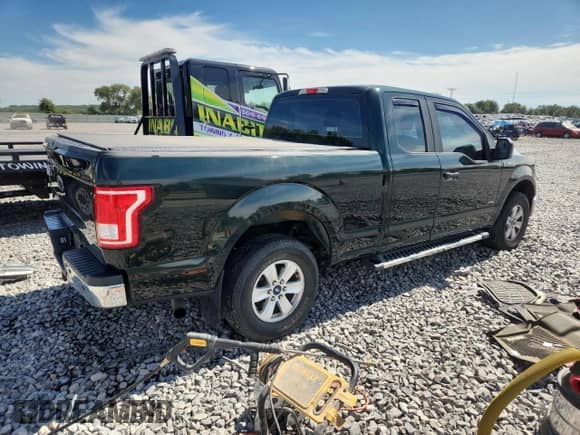 2015 Ford F-150 XLT z VIN 1FTEX1EP6FKE99171, wystawiony jako Copart lot #72045715 z przebiegiem 102 237 mil mil oraz Szkoda całkowita • Salvage title. Historia ofert i sprzedaży dostępna na DreamBid. Obrazek 3.