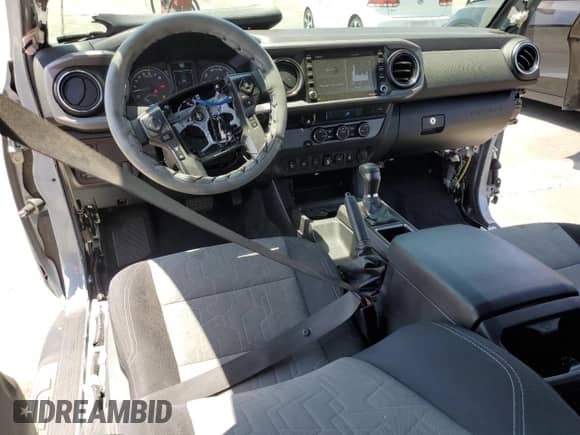 2021 Toyota Tacoma SR5 с VIN 3TMBZ5DNXMM031339, выставлен на аукционе Copart как лот 59178515 с пробегом 27 885 миль миль и Списание • Salvage title. История ставок и продаж доступна на DreamBid. Изображение 8.