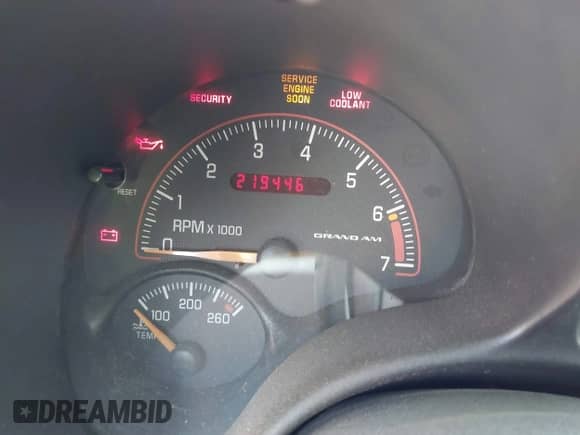 2005 Pontiac Grand Am SE с VIN 1G2NE52EX5M251254, выставлен на аукционе IAAI как лот 42675139 с пробегом 219 446 миль миль и . История ставок и продаж доступна на DreamBid. Изображение 7.