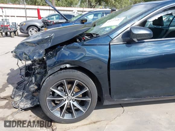 2017 Toyota Camry XLE с VIN 4T1BF1FK6HU737239, выставлен на аукционе IAAI как лот 43277587 с пробегом 60 959 миль миль и . История ставок и продаж доступна на DreamBid. Изображение 19.