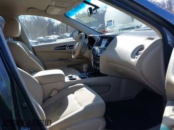 2015 Nissan Pathfinder Platinum with VIN 5N1AR2MM9FC697559, listed as a IAAI auction lot 41276459 with 119,153 mi miles and . Bid and sale history available at DreamBid. Image 5.