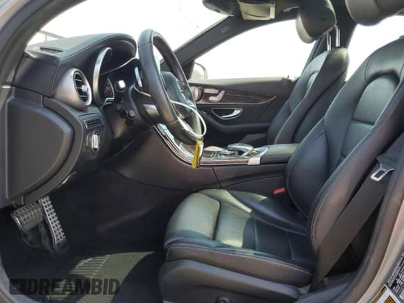 2015 Mercedes-Benz C 300 with VIN 55SWF4JB3FU070892, listed as a Copart auction lot 80575965 with 148,458 mi miles and Salvage title. Bid and sale history available at DreamBid. Image 7.
