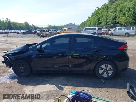 2019 Hyundai Ioniq Blue с VIN KMHC65LC6KU164830, выставлен на аукционе IAAI как лот 42840828 с пробегом 119 863 миль миль и . История ставок и продаж доступна на DreamBid. Изображение 14.