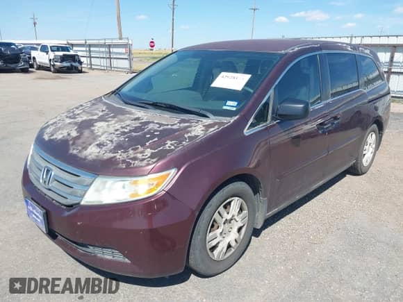 2011 Honda Odyssey LX с VIN 5FNRL5H28BB046861, выставлен на аукционе IAAI как лот 42928148 с пробегом 130 116 миль миль и . История ставок и продаж доступна на DreamBid. Изображение 2.