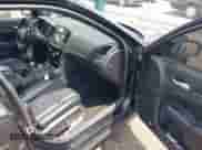 2015 Chrysler 300 S с VIN 2C3CCAGG5FH797545, выставлен на аукционе IAAI как лот 42615328 с пробегом 168 582 миль миль и . История ставок и продаж доступна на DreamBid. Изображение 5.