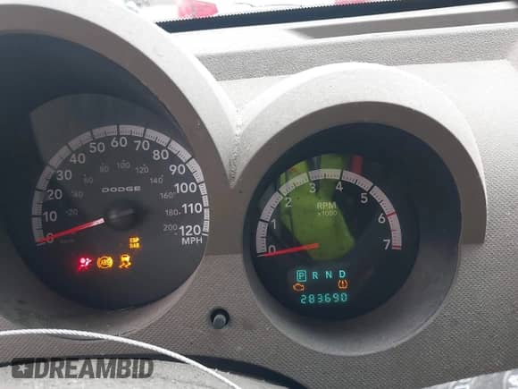 2010 Dodge Nitro Heat with VIN 1D4PT4GK7AW156722, listed as a IAAI auction lot 42508953 with 283,690 mi miles and . Bid and sale history available at DreamBid. Image 7.
