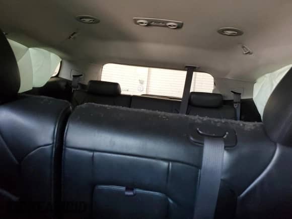 2011 Chevrolet Traverse 2LT z VIN 1GNKRJED1BJ314101, wystawiony jako Copart lot #70348845 z przebiegiem 179 156 mil mil oraz Szkoda całkowita • Salvage title. Historia ofert i sprzedaży dostępna na DreamBid. Obrazek 10.
