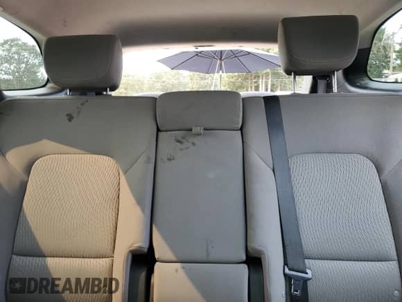 2017 Hyundai Santa Fe SE z VIN KM8SMDHFXHU167043, wystawiony jako Copart lot #71733645 z przebiegiem 120 667 mil mil oraz Szkoda całkowita • Salvage title. Historia ofert i sprzedaży dostępna na DreamBid. Obrazek 10.