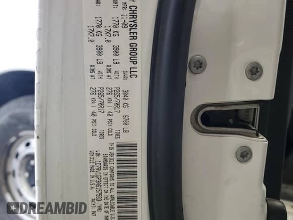 2010 Dodge 1500 ST z VIN 1D7RV1GP3AS157583, wystawiony jako Copart lot #73569634 z przebiegiem 208 771 mil mil oraz Czysty tytuł • Clean title. Historia ofert i sprzedaży dostępna na DreamBid. Obrazek 12.