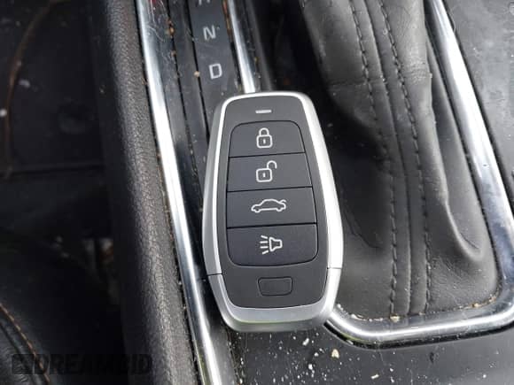 2021 Chevrolet Traverse LT с VIN 1GNERHKW9MJ151812, выставлен на аукционе IAAI как лот 42608579 с пробегом 80 491 миль миль и . История ставок и продаж доступна на DreamBid. Изображение 11.