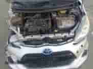 2015 Toyota Prius One z VIN JTDKDTB33F1575685, wystawiony jako IAAI lot #43508333 z przebiegiem 121 064 mil mil oraz . Historia ofert i sprzedaży dostępna na DreamBid. Obrazek 10.