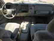 1999 Chevrolet Suburban с VIN 1GNGK26J8XJ550756, выставлен на аукционе Copart как лот 83756875 с пробегом 215 218 миль миль и Списание • Salvage title. История ставок и продаж доступна на DreamBid. Изображение 8.