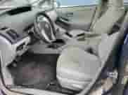 2015 Toyota Prius Four z VIN JTDKN3DU7F1872526, wystawiony jako Copart lot #81766115 z przebiegiem 324 276 mil mil oraz Czysty tytuł • Clean title. Historia ofert i sprzedaży dostępna na DreamBid. Obrazek 7.