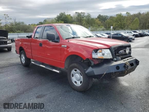 2005 Ford F-150 XLT с VIN 1FTPX12515NB03978, выставлен на аукционе Copart как лот 82320685 с пробегом 200 706 миль миль и Списание • Salvage title. История ставок и продаж доступна на DreamBid. Изображение 4.