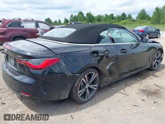 2024 BMW 4 Series 430i xDrive z VIN WBA43AT02RCS01739, wystawiony jako IAAI lot #42963125 z przebiegiem 7 mil mil oraz . Historia ofert i sprzedaży dostępna na DreamBid. Obrazek 4.