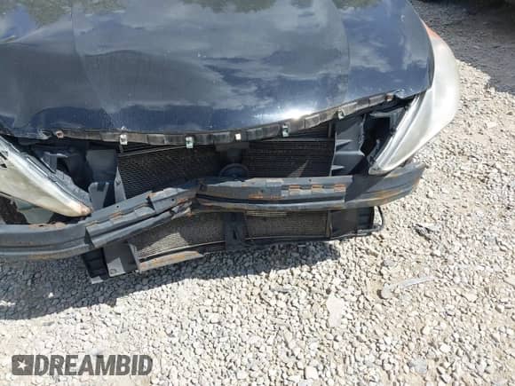 2011 Hyundai Sonata GLS with VIN 5NPEB4AC3BH068038, listed as a IAAI auction lot 43092544 with 228,493 mi miles and . Bid and sale history available at DreamBid. Image 13.