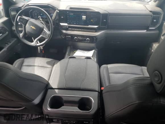 2024 Chevrolet Silverado 3500HD LTZ with VIN 1GC4YUEY6RF197332, listed as a Copart auction lot 67142545 with 57,658 mi miles and Salvage title. Bid and sale history available at DreamBid. Image 8.