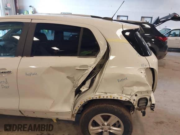 2019 Chevrolet Trax LT с VIN KL7CJPSB0KB862866, выставлен на аукционе IAAI как лот 41860577 с пробегом 108 922 миль миль и . История ставок и продаж доступна на DreamBid. Изображение 6.