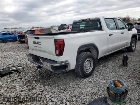 2022 GMC Sierra 1500 с VIN 3GTU9AED2NG143138, выставлен на аукционе Copart как лот 84005794 с пробегом 51 762 миль миль и Списание • Salvage title. История ставок и продаж доступна на DreamBid. Изображение 3.