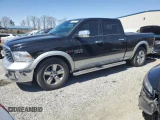 2014 Ram 1500 Laramie z VIN 1C6RR7VM2ES442704, wystawiony jako Copart lot #50074295 z przebiegiem 114 734 mil mil oraz Szkoda całkowita • Salvage title. Historia ofert i sprzedaży dostępna na DreamBid. Obrazek 1.