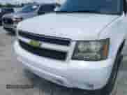2011 Chevrolet Tahoe LS с VIN 1GNSCAE0XBR218497, выставлен на аукционе IAAI как лот 42957999 с пробегом 302 330 миль миль и . История ставок и продаж доступна на DreamBid. Изображение 6.