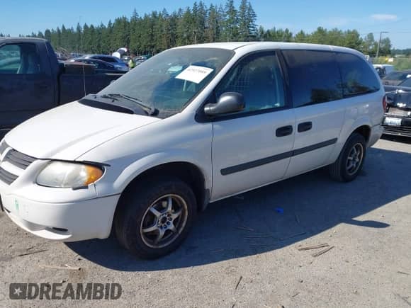 2005 Dodge Grand Caravan with VIN 1D4GP23E75B237533, listed as a IAAI auction lot 42927089 with 128,054 mi miles and . Bid and sale history available at DreamBid. Image 2.