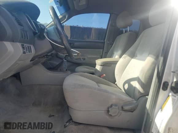 2005 Toyota Tacoma с VIN 5TETX22N35Z056373, выставлен на аукционе Copart как лот 71094025 с пробегом 256 961 миль миль и Списание • Salvage title. История ставок и продаж доступна на DreamBid. Изображение 7.
