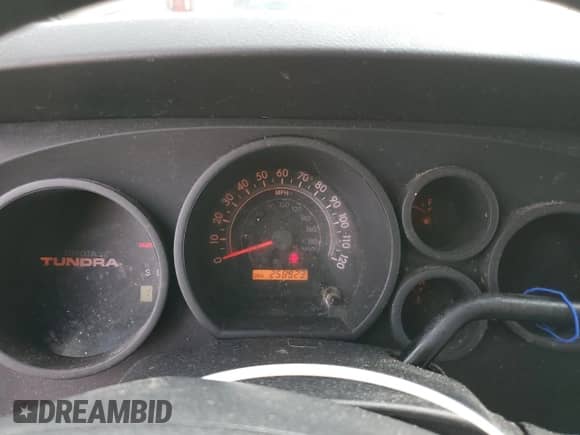 2008 Toyota Tundra с VIN 5TFRU54178X010684, выставлен на аукционе Copart как лот 82393565 с пробегом 258 923 миль миль и Списание • Salvage title. История ставок и продаж доступна на DreamBid. Изображение 9.