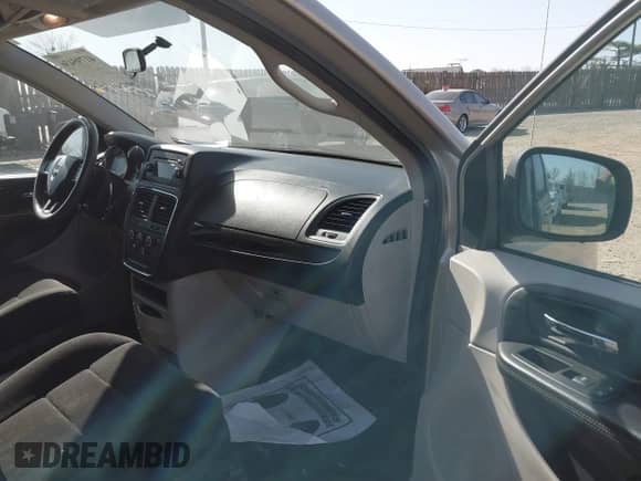 2013 Dodge Grand Caravan American Value с VIN 2C4RDGBG9DR600686, выставлен на аукционе IAAI как лот 41795436 с пробегом 159 626 миль миль и . История ставок и продаж доступна на DreamBid. Изображение 5.