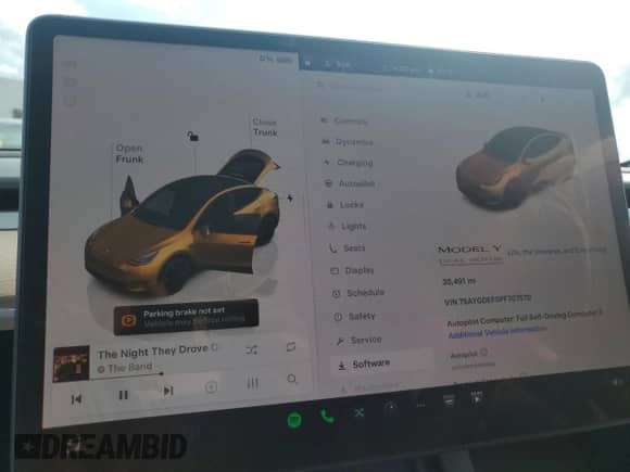 2023 Tesla Model Y Performance z VIN 7SAYGDEF0PF707570, wystawiony jako Copart lot #55383425 z przebiegiem 30 491 mil mil oraz Szkoda całkowita • Salvage title. Historia ofert i sprzedaży dostępna na DreamBid. Obrazek 9.