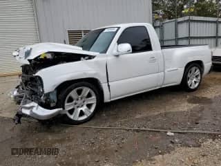 2001 GMC Sierra 1500 SLE с VIN 1GTEC14TX1Z245120, выставлен на аукционе Copart как лот 77449584 с пробегом 182 964 миль миль и Списание • Salvage title. История ставок и продаж доступна на DreamBid. Изображение 1.