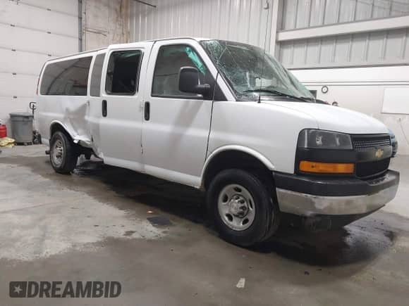 2023 Chevrolet Express Passenger LS с VIN 1GAZGNFP8P1119268, выставлен на аукционе IAAI как лот 42041945 с пробегом 23 123 миль миль и . История ставок и продаж доступна на DreamBid. Изображение 1.