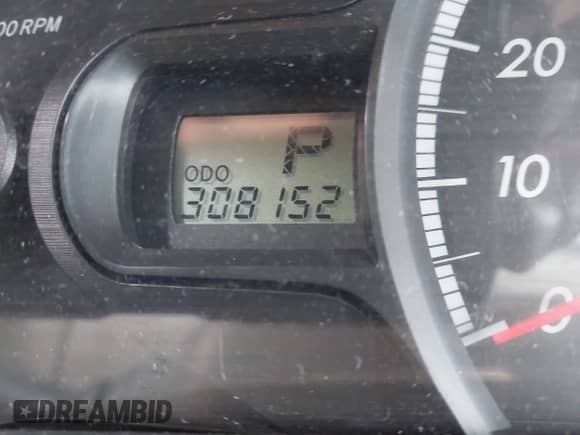 2011 Toyota Sienna LE AAS with VIN 5TDKK3DC4BS033446, listed as a IAAI auction lot 43031640 with 308,152 mi miles and . Bid and sale history available at DreamBid. Image 15.