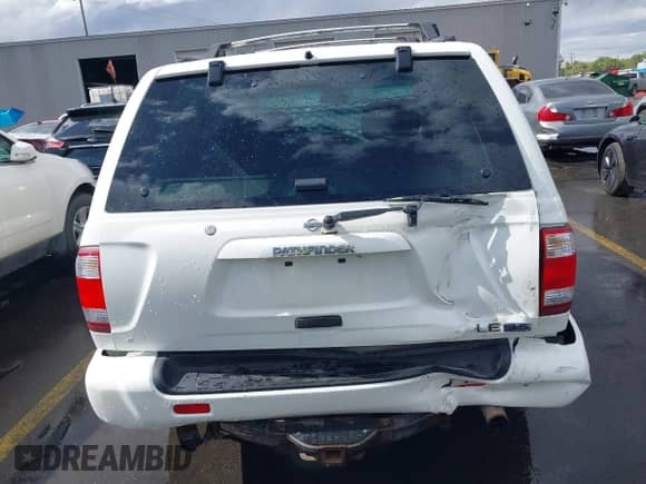 2001 Nissan Pathfinder LE z VIN JN8DR09Y81W574302, wystawiony jako IAAI lot #43369624 z przebiegiem 256 007 mil mil oraz . Historia ofert i sprzedaży dostępna na DreamBid. Obrazek 16.